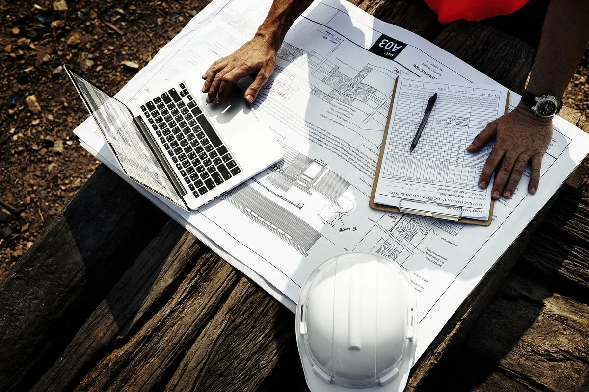 Quantity Surveyor London on-site inspection